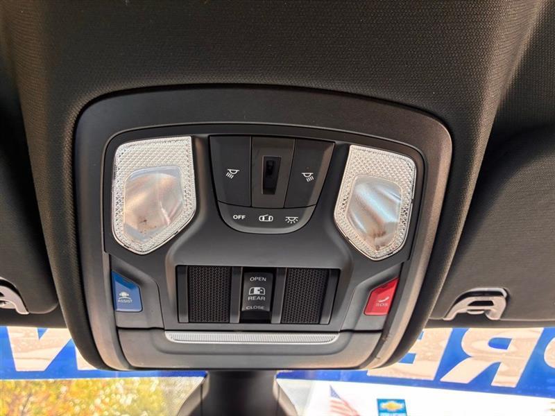 RAM 1500 Big Horn Crew Cab SWB 4WD 2021