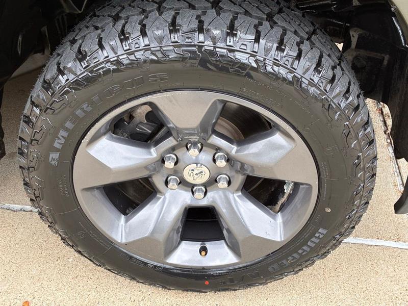 RAM 1500 Big Horn Crew Cab SWB 4WD 2021