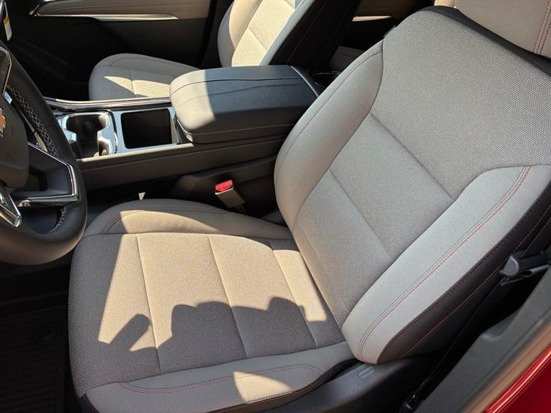 Chevrolet Traverse LT 2026