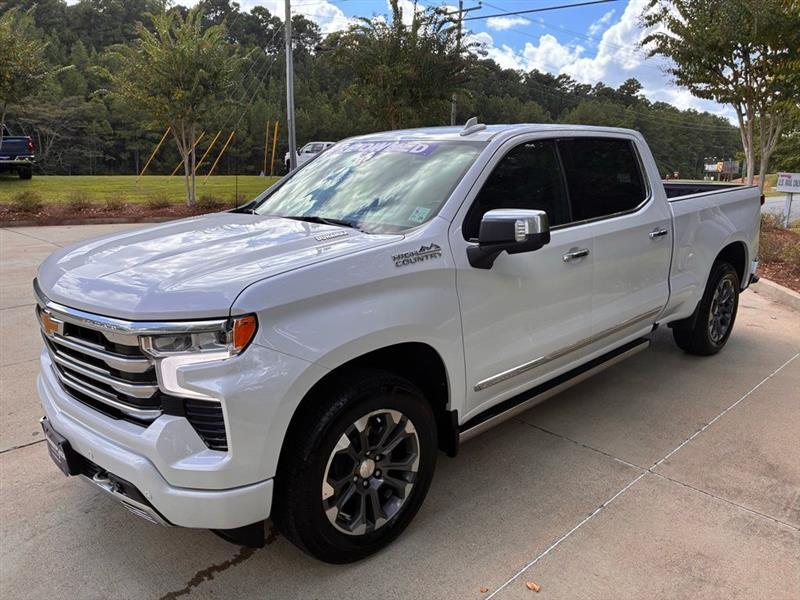 Chevrolet Silverado 1500 High Country Crew Cab 4WD 2023