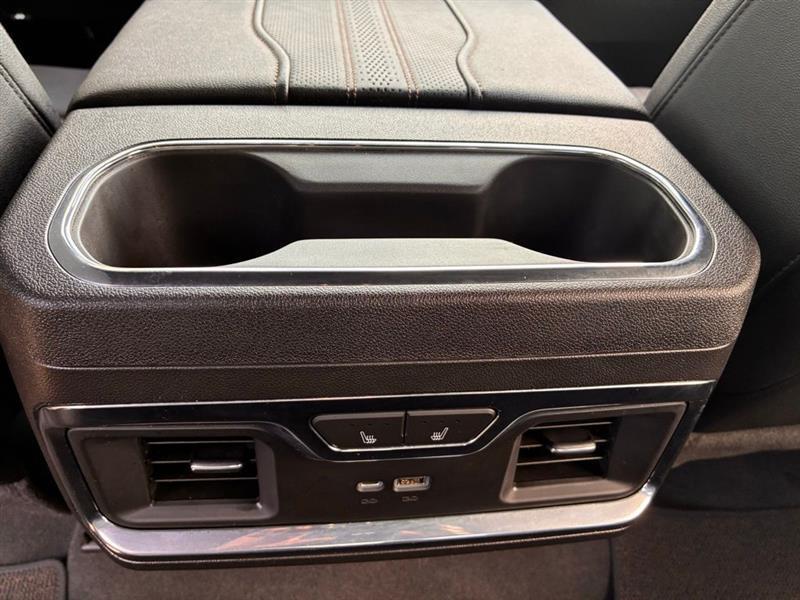 Chevrolet Silverado 1500 High Country Crew Cab 4WD 2023