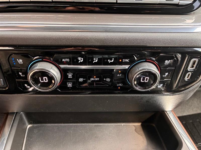 Chevrolet Silverado 1500 High Country Crew Cab 4WD 2023