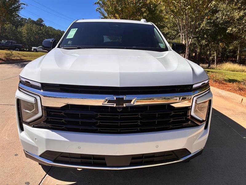 Chevrolet Suburban  2026