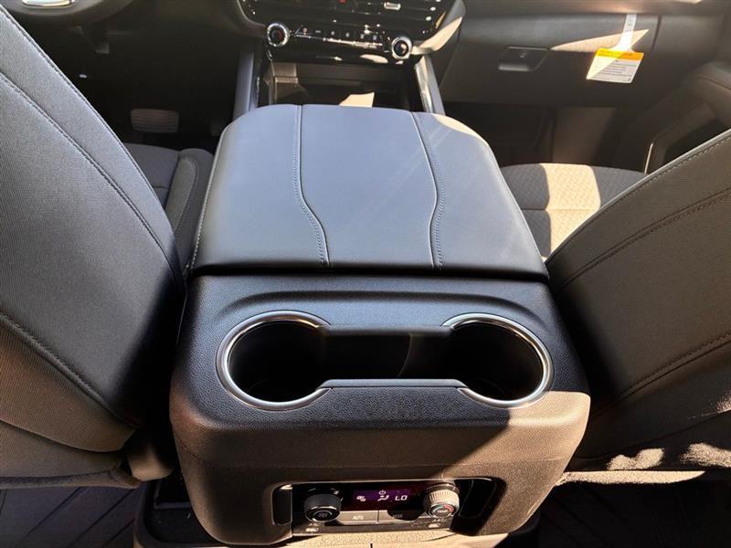 Chevrolet Suburban  2026