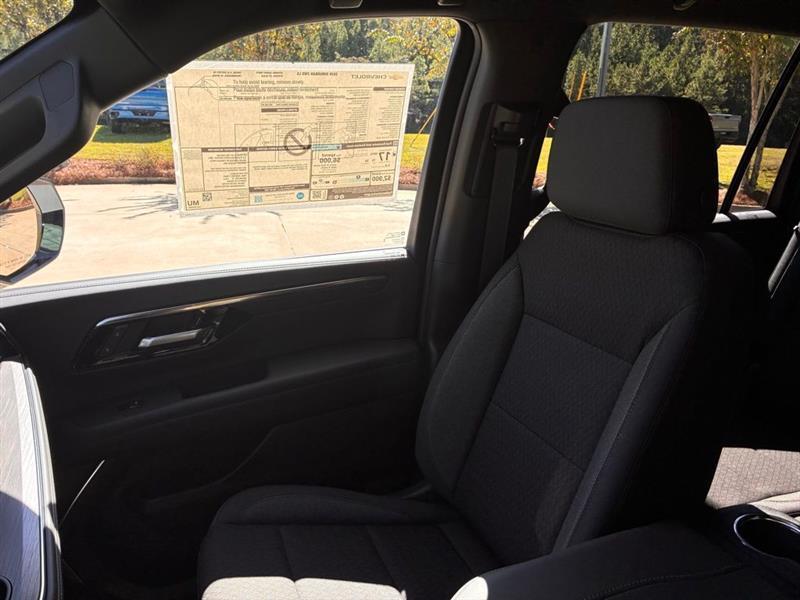 Chevrolet Suburban  2026