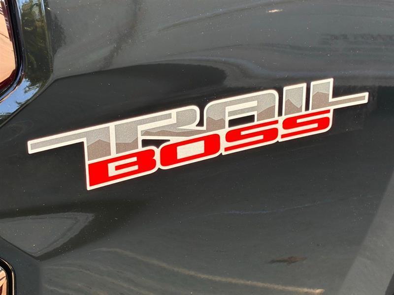 Chevrolet Colorado Trail Boss Crew Cab 4WD 2026