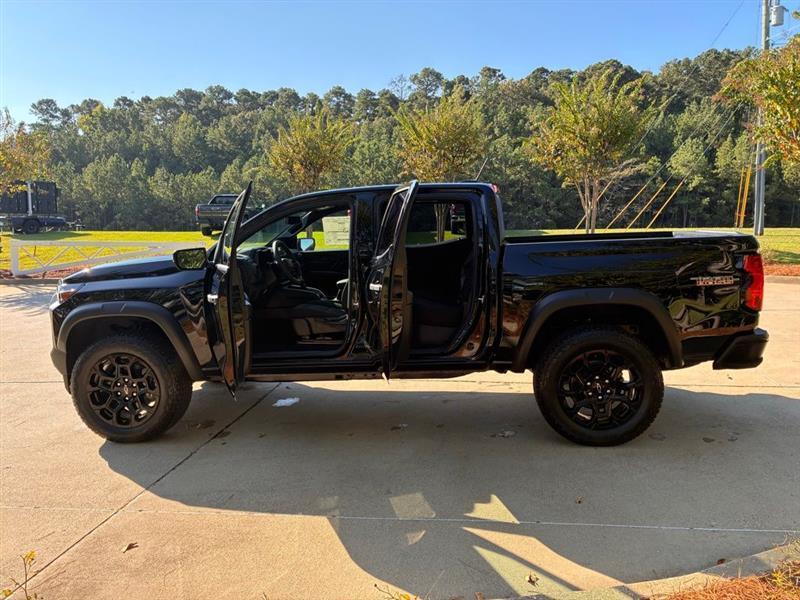 Chevrolet Colorado Trail Boss Crew Cab 4WD 2026