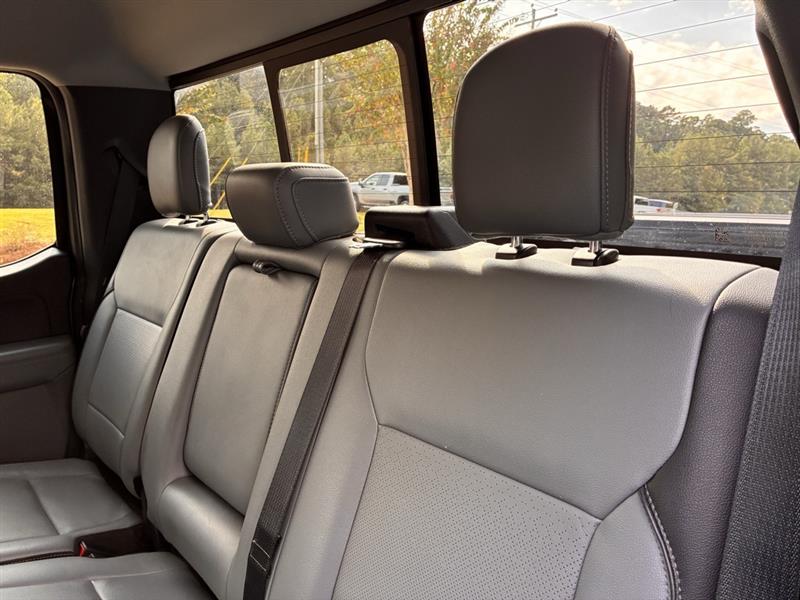 Ford F-150 Lariat SuperCrew 5.5-ft. Bed 4WD 2022 Ford F-150 Lariat SuperCrew 5.5-ft. Bed 4WD 2022