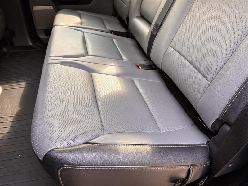 Ford F-150 Lariat SuperCrew 5.5-ft. Bed 4WD 2022 Ford F-150 Lariat SuperCrew 5.5-ft. Bed 4WD 2022