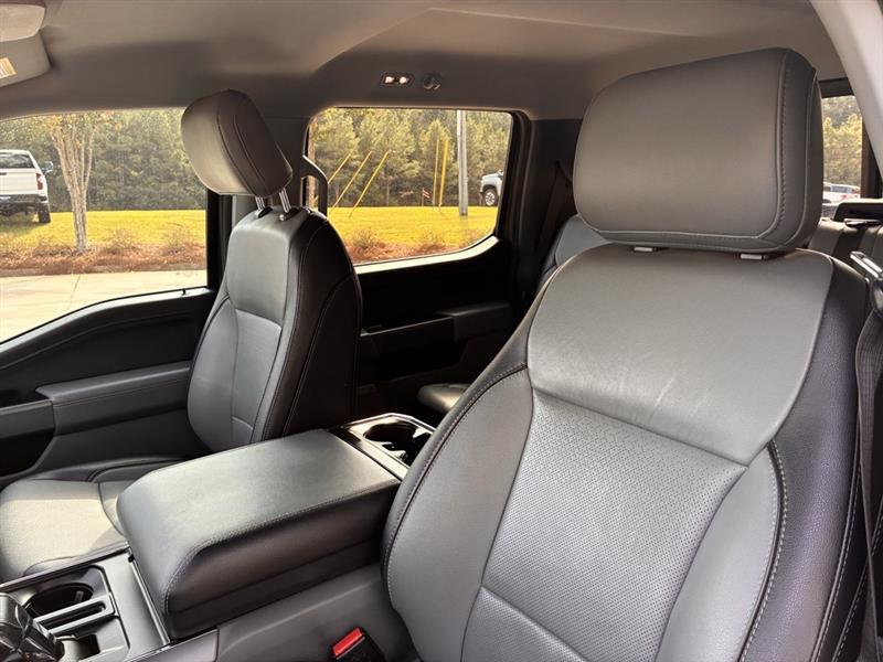 Ford F-150 Lariat SuperCrew 5.5-ft. Bed 4WD 2022 Ford F-150 Lariat SuperCrew 5.5-ft. Bed 4WD 2022