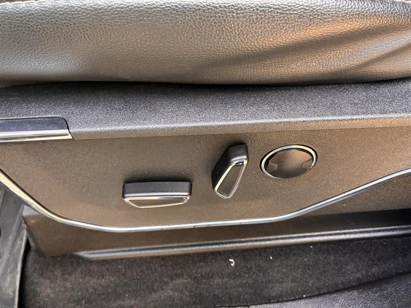 Ford F-150 Lariat SuperCrew 5.5-ft. Bed 4WD 2022 Ford F-150 Lariat SuperCrew 5.5-ft. Bed 4WD 2022