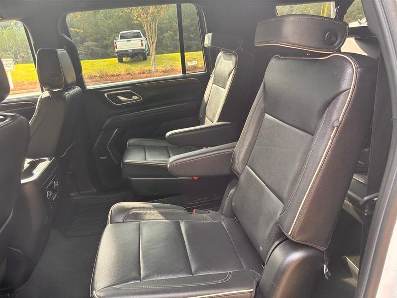 Chevrolet Suburban Premier 2023