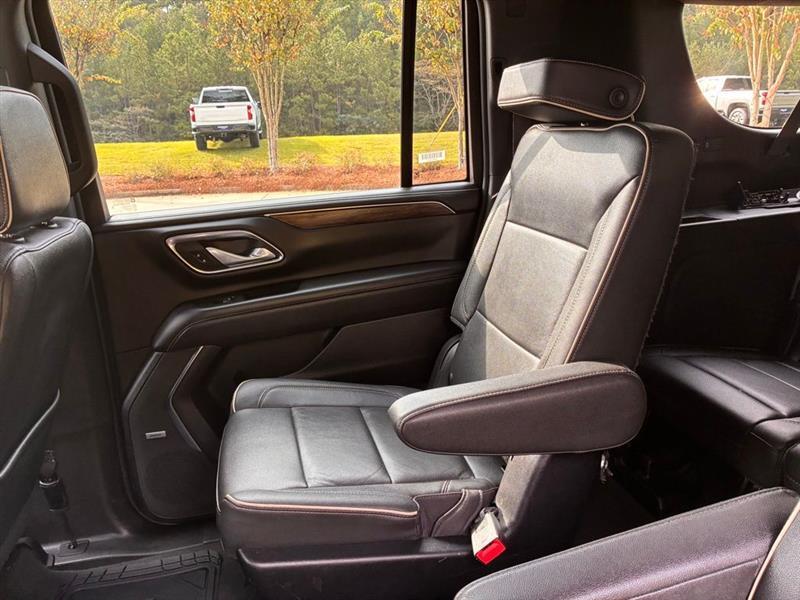 Chevrolet Suburban Premier 2023