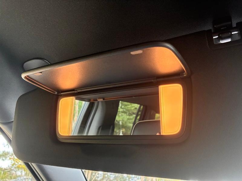 Chevrolet Suburban Premier 2023