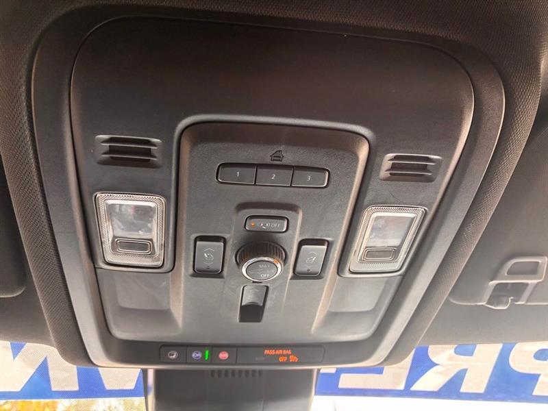 Chevrolet Suburban Premier 2023