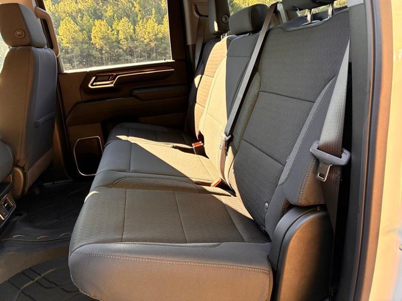 Chevrolet Silverado 2500HD LT Crew Cab Long Box 4WD 2026