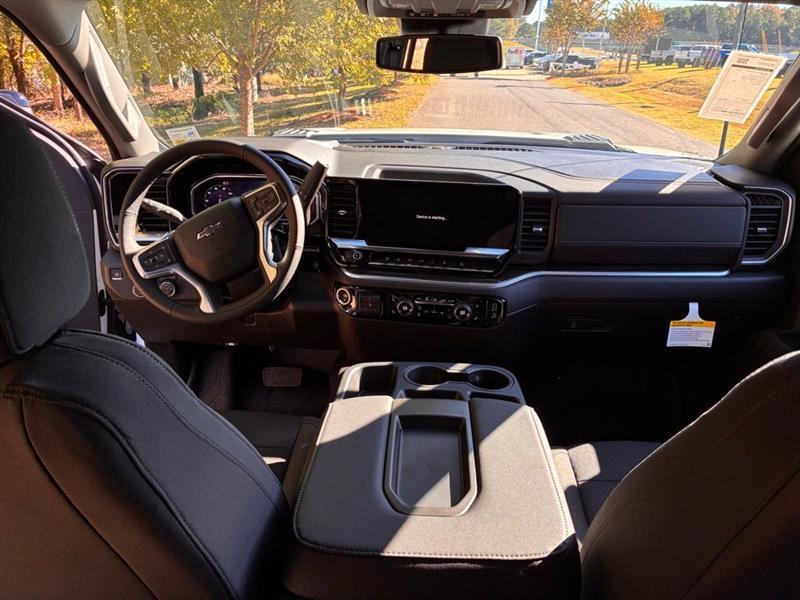 Chevrolet Silverado 2500HD LT Crew Cab Long Box 4WD 2026