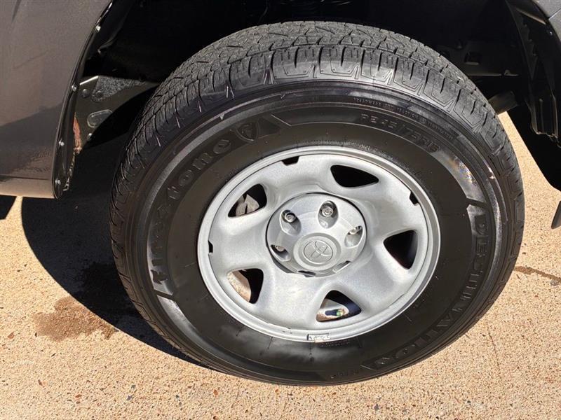 Toyota Tacoma SR5 Double Cab I4 2WD 2023