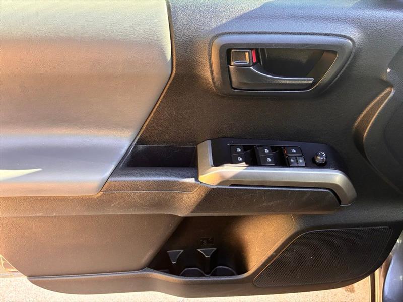 Toyota Tacoma SR5 Double Cab I4 2WD 2023