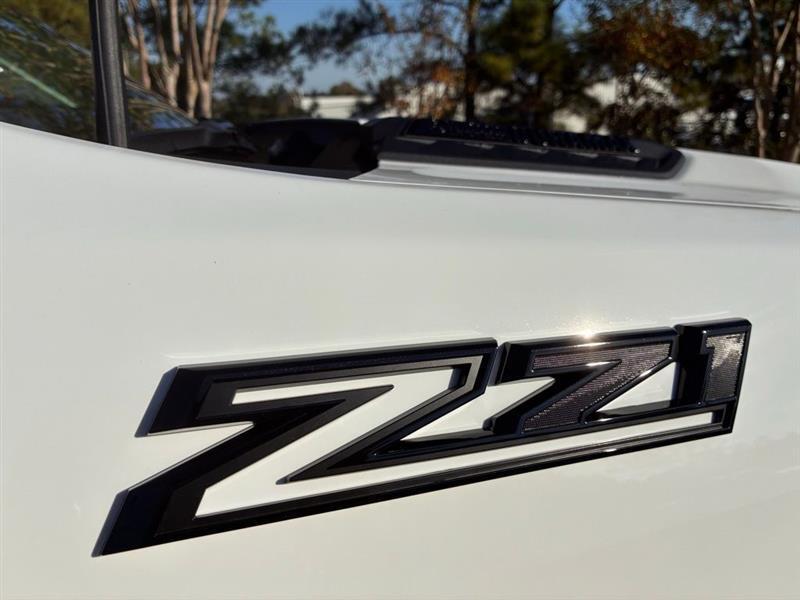 Chevrolet Silverado 2500HD LT Crew Cab Long Box 4WD 2026