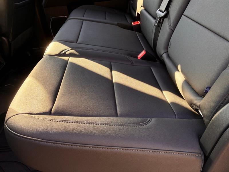 Chevrolet Silverado 2500HD LT Crew Cab Long Box 4WD 2026