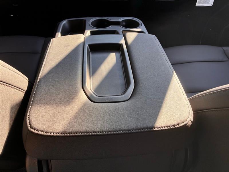 Chevrolet Silverado 2500HD LT Crew Cab Long Box 4WD 2026