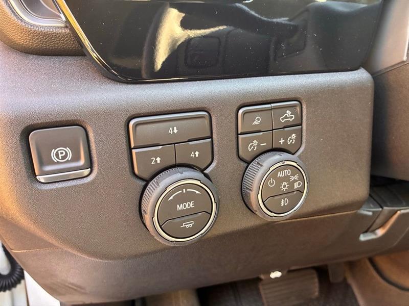 Chevrolet Silverado 2500HD LT Crew Cab Long Box 4WD 2026