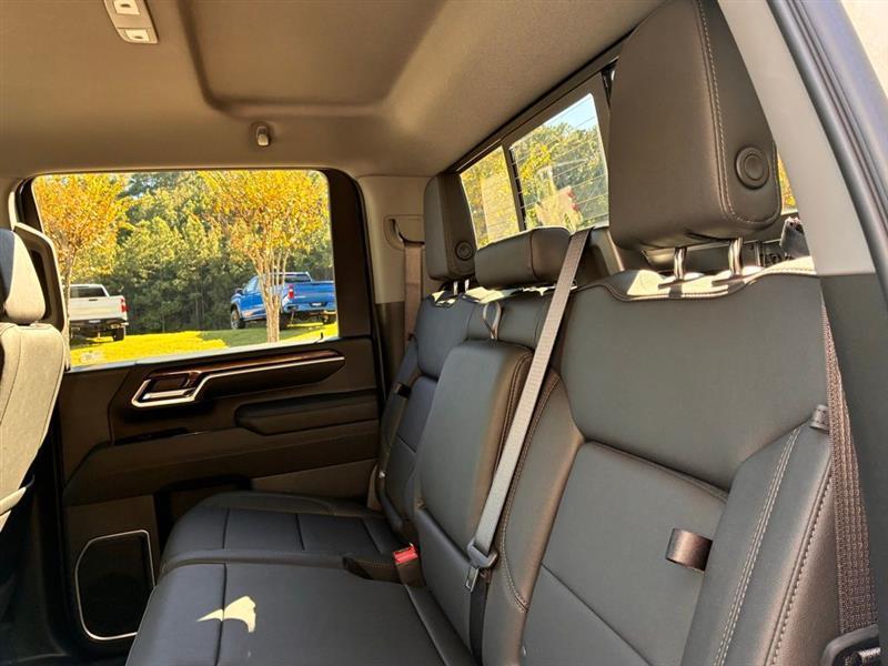 Chevrolet Silverado 2500HD LT Crew Cab Long Box 4WD 2026