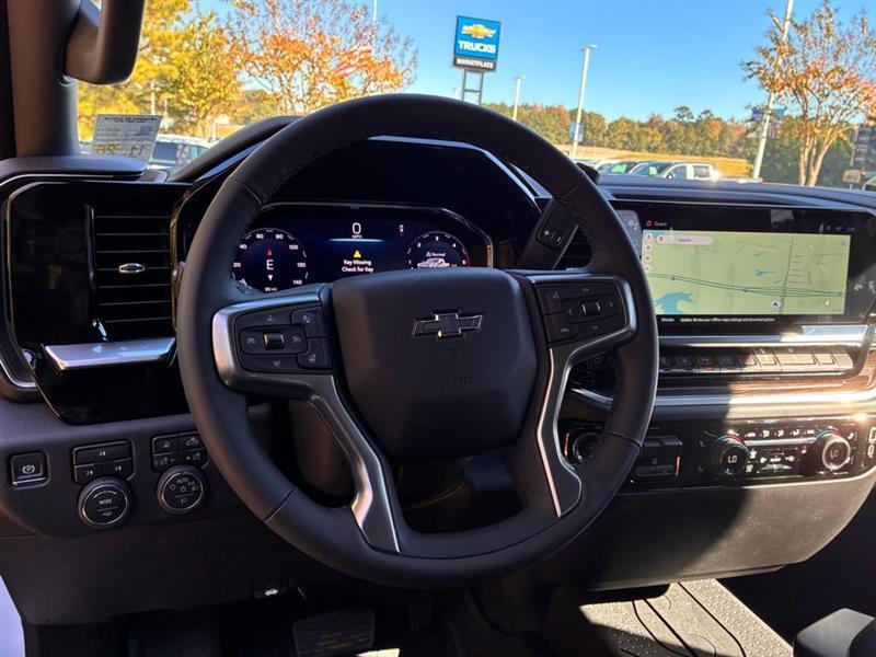 Chevrolet Silverado 2500HD LT Crew Cab Long Box 4WD 2026