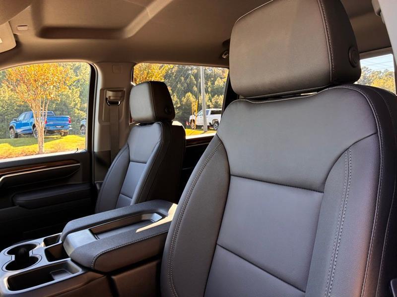 Chevrolet Silverado 2500HD LT Crew Cab Long Box 4WD 2026