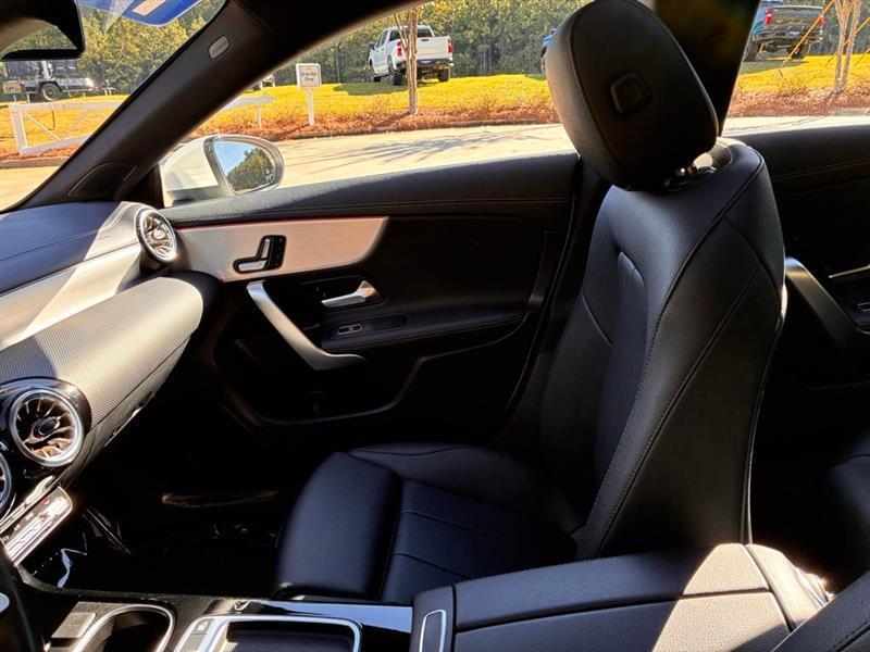 Mercedes-Benz CLA-Class CLA250 4MATIC 2025