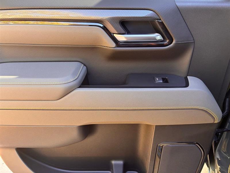 Chevrolet Silverado 1500 ZR2 Crew Cab 4WD 2026