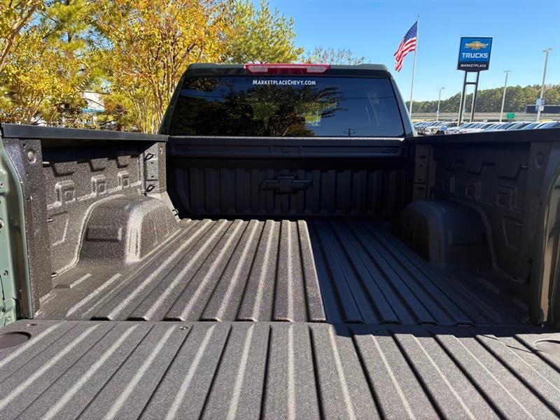 Chevrolet Silverado 1500 Trail Boss LT Crew Cab 4WD 2026