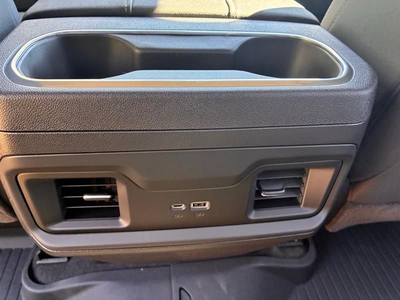 Chevrolet Silverado 1500 Trail Boss LT Crew Cab 4WD 2026