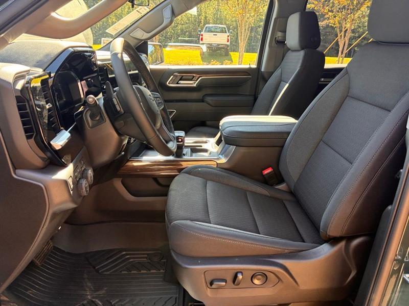 Chevrolet Silverado 1500 Trail Boss LT Crew Cab 4WD 2026