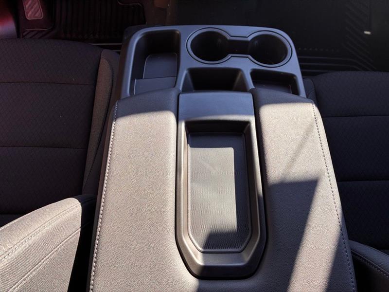 Chevrolet Silverado 1500 Trail Boss Custom Crew Cab 4WD 2026