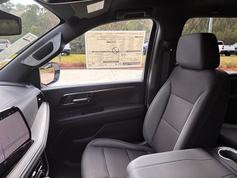 Chevrolet Suburban LS 2026