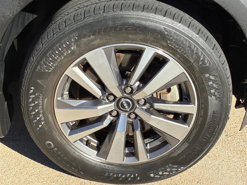 Nissan Pathfinder SL 2023