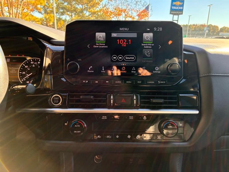 Nissan Pathfinder SL 2023