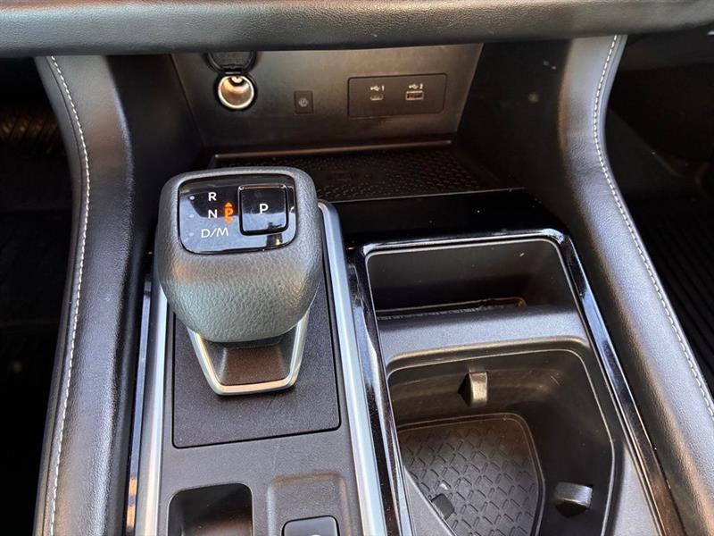 Nissan Pathfinder SL 2023