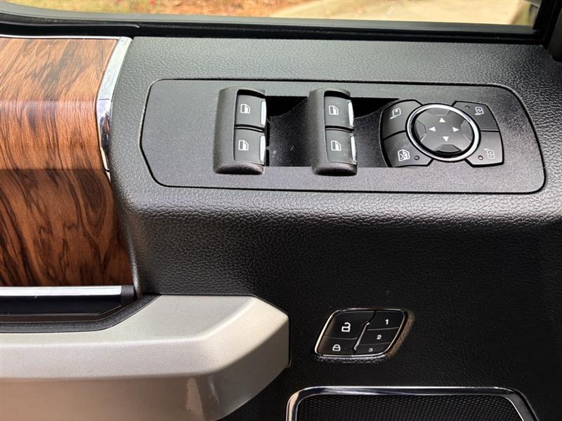 Ford F-150 Lariat SuperCrew 5.5-ft. Bed 4WD 2018