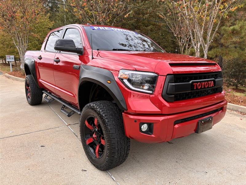 2016 Toyota Tundra Platinum CrewMax 5.7L FFV 4WD
