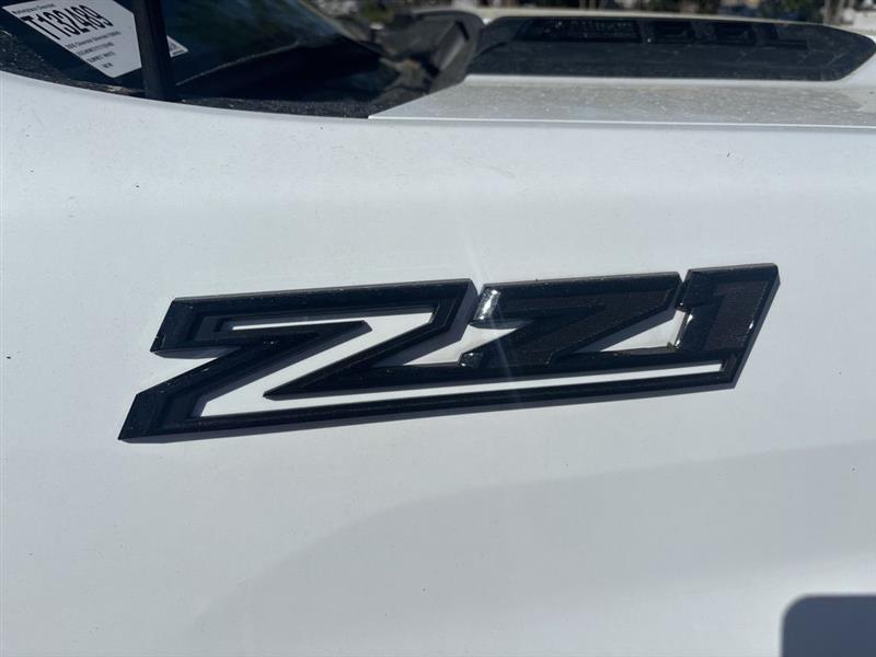 Chevrolet Silverado 2500HD Custom Crew Cab Long Box 4WD 2026