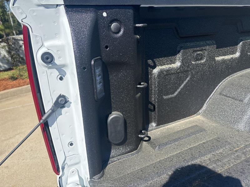 Chevrolet Silverado 2500HD Custom Crew Cab Long Box 4WD 2026