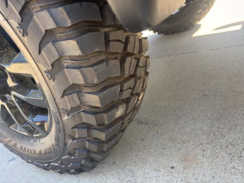 Chevrolet Silverado 2500HD Custom Crew Cab Long Box 4WD 2026