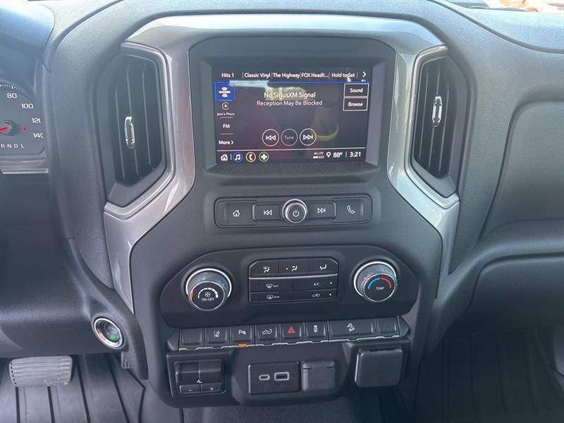 Chevrolet Silverado 2500HD Custom Crew Cab Long Box 4WD 2026