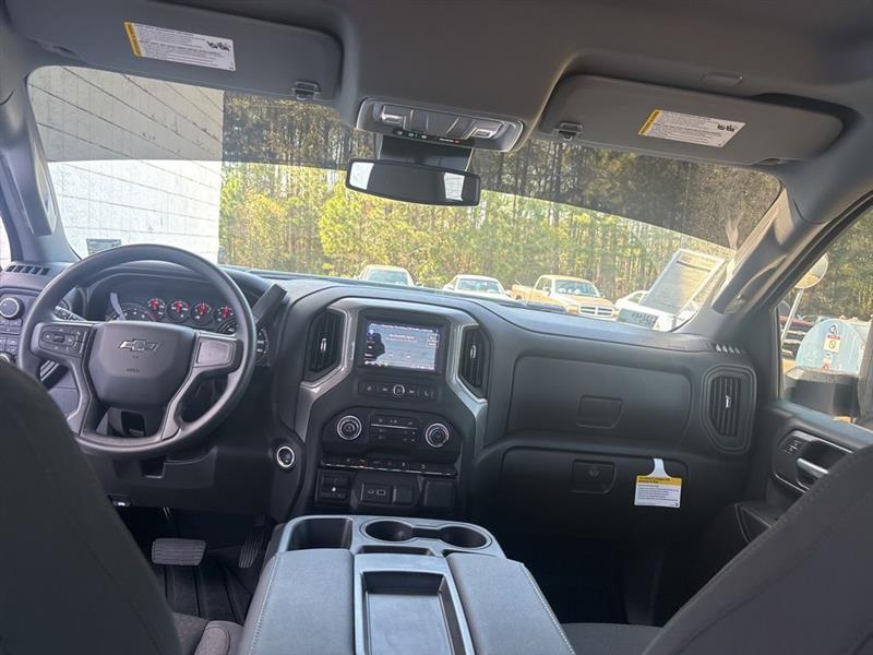 Chevrolet Silverado 2500HD Custom Crew Cab Long Box 4WD 2026