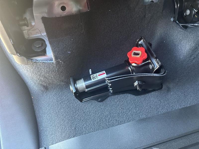 Chevrolet Silverado 2500HD Custom Crew Cab Long Box 4WD 2026