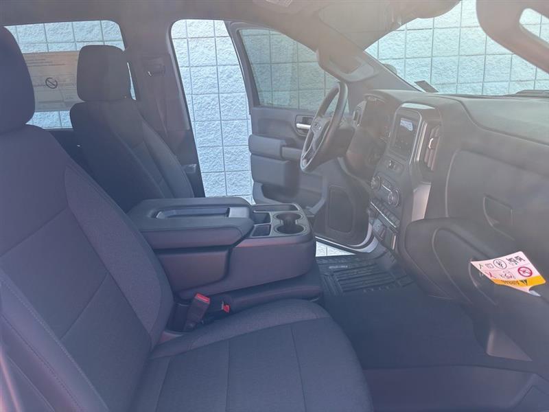 Chevrolet Silverado 2500HD Custom Crew Cab Long Box 4WD 2026