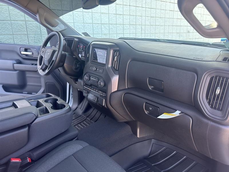 Chevrolet Silverado 2500HD Custom Crew Cab Long Box 4WD 2026